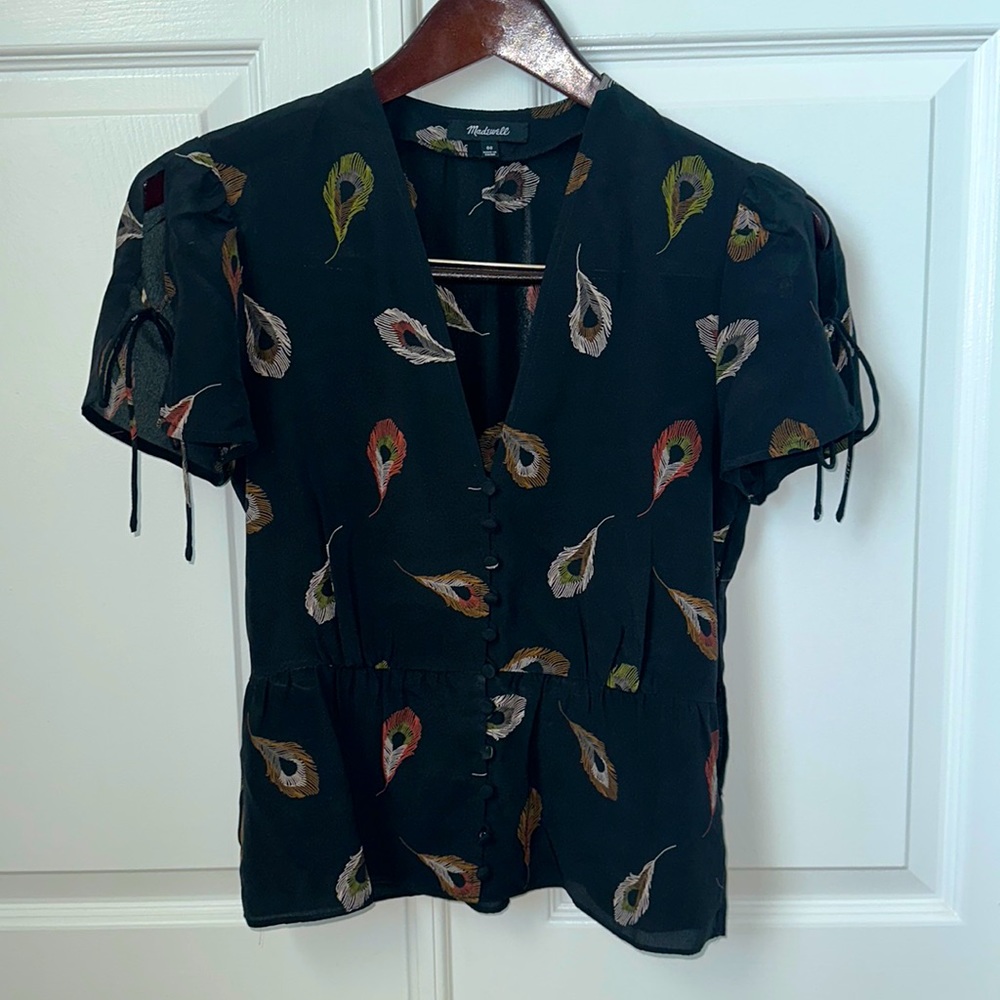 Gorgeous woman’s Madewell silk top size 00